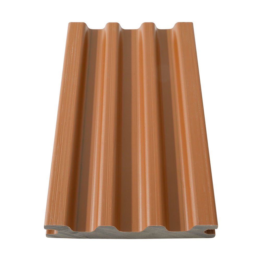 Massive WPC-Terrassendiele in M-Form